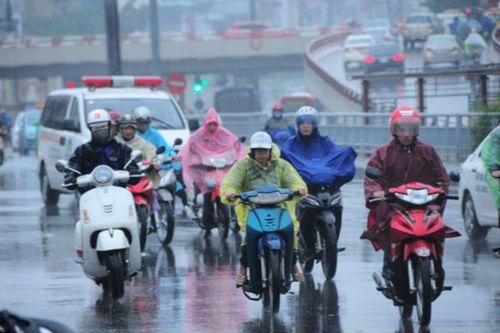 Dự báo thời tiết 5/3: Khối không khí lạnh dồn dập tràn xuống miền Trung, nhiệt độ giảm sâu, trời mưa rét