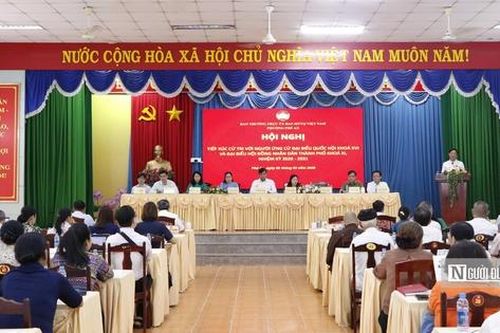 Chủ tịch HĐND Tp.HCM cùng các ứng viên cam kết cải thiện chất lượng đời sống người dân