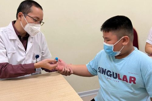 Béo phì trẻ em tăng vọt: Đừng chủ quan với thực phẩm siêu chế biến