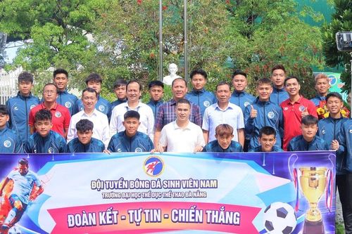 Đội bóng Đà Nẵng tranh tài giải bóng đá sinh viên toàn quốc