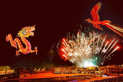 Trình diễn drone đèn lồng trên bầu trời Đảo Ký ức Hội An