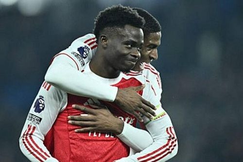 Arsenal hạ Brighton tại Amex: Gabriel Magalhaes rực sáng, Saka lập công ngày kỷ niệm