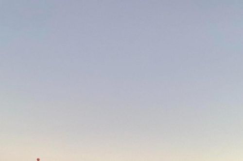 Du lịch thế giới qua lăng kính thực tế: Từ tháp Eiffel đến Taj Mahal