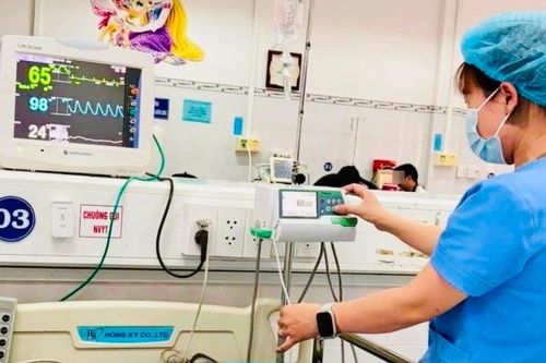 Bệnh viện Nhi Gia Lai cứu sống trẻ bị nhiễm vi khuẩn hiếm gặp gây thủng ruột