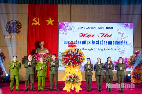 Hội thi 'Duyên dáng nữ chiến sĩ Công an Ninh Bình' năm 2026