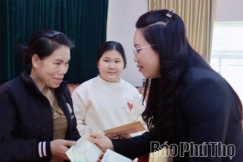 Nâng cao vai trò phụ nữ tham gia vào các cơ quan dân cử