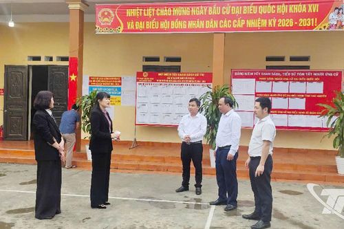 Đẩy mạnh đợt cao điểm tuyên truyền trực quan về bầu cử