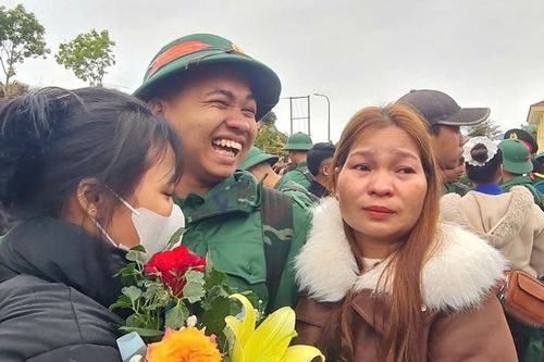 Những khoảnh khắc ấn tượng tại lễ giao, nhận quân