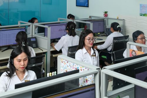 Phụ nữ EVNSPC: Bản lĩnh, tận tâm vì sự phát triển bền vững