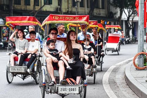 Hà Nội thúc đẩy giao thông du lịch xanh, đề xuất thí điểm xích lô điện