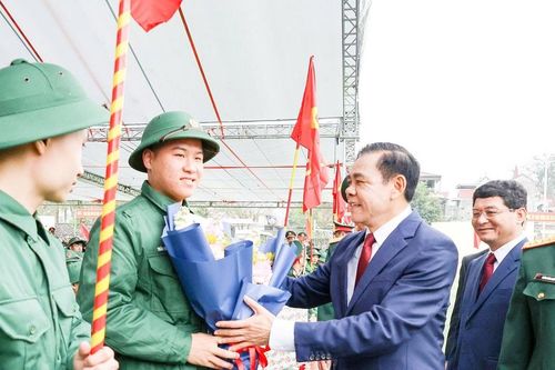Nghệ An: Tổ chức Lễ giao nhận quân năm 2026 tại khu vực 3, Quỳ Châu