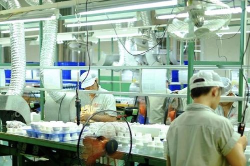 Vốn ngoại tăng sốc 61%, hàng loạt 'đại bàng' tỷ đô đổ bộ Việt Nam