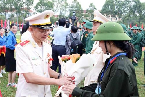Rộn ràng ngày hội giao, nhận quân ở miền Tây Nam Bộ