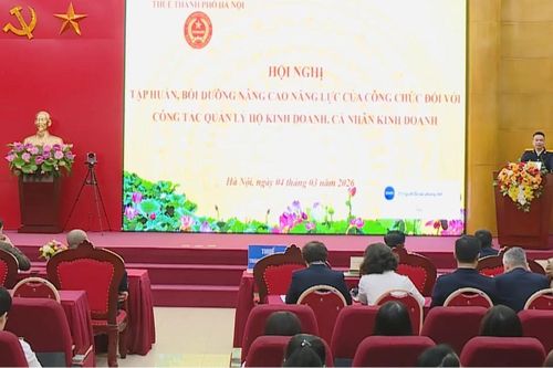 Nâng cao năng lực cán bộ thuế, đồng hành hỗ trợ người dân