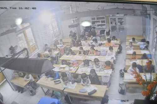 Vụ 'học sinh liếm đất': Sở Giáo dục và Đào tạo Phú Thọ yêu cầu xử lý nghiêm vi phạm, không bao che