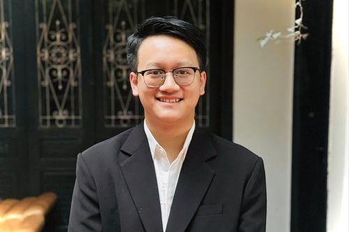 Nam sinh trường Ams giành học bổng 12 tỷ đồng sau gần 300 bản nháp bài luận