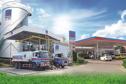 Lo đứt gãy nguồn cung do chiến sự, doanh nghiệp xăng dầu xoay xở thế nào?