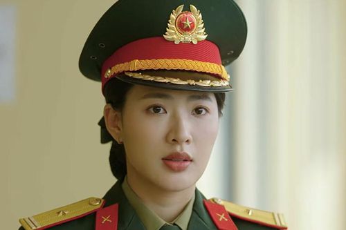 Minh Kiên có cơ hội ở gần con gái Thượng tướng