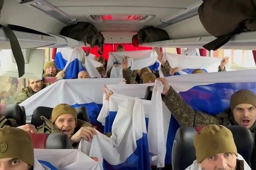 Nga và Ukraine trao đổi 500 tù binh
