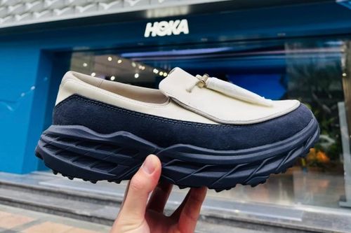 Mẫu giày Puma, Hoka đều ế hàng