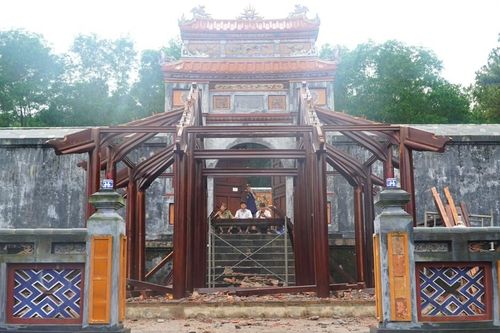 Bài học không chỉ riêng của Huế