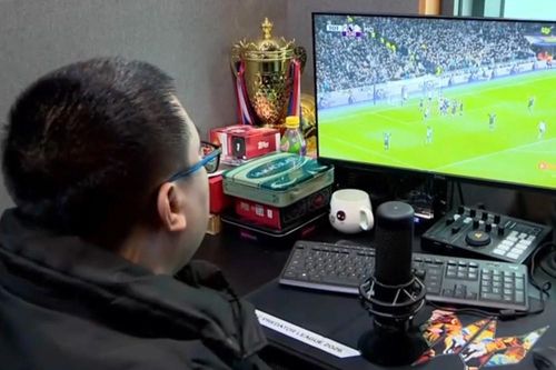 Người Thỏ, Bát Man, Cáp Tần và dàn BLV 'Xôi Lạc TV' vừa bị khởi tố là ai?