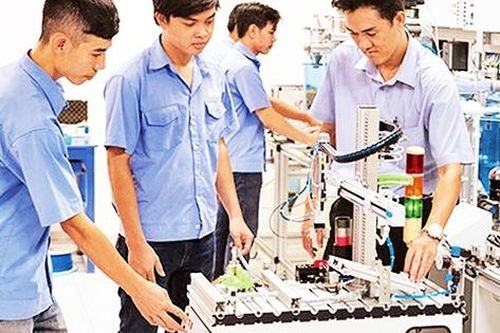 Hướng dẫn tạm thời chi trả kinh phí hỗ trợ người lao động tham gia đào tạo, nâng cao kỹ năng nghề