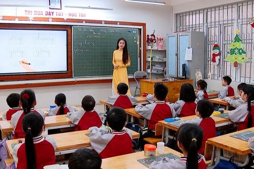 'Cuộc đua tiền tiểu học' - bắt nguồn từ nỗi lo của phụ huynh