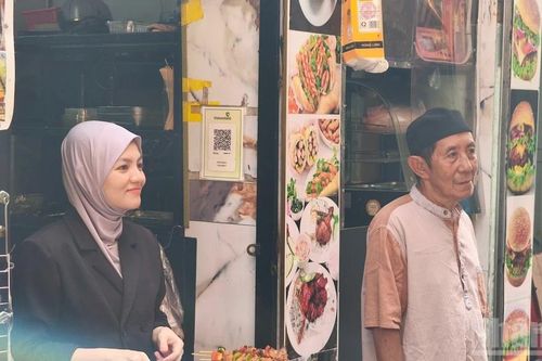 Món ăn Trung Đông bất ngờ thu hút khách du lịch và giới trẻ Thành phố Hồ Chí Minh