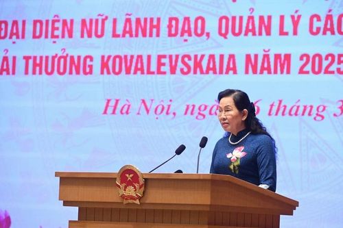 Phát huy vai trò của đội ngũ trí thức nữ trong giai đoạn phát triển mới