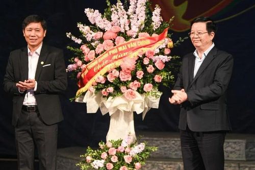 Vở cải lương 'Đế đô sóng cả' đến với Trường đại học Sân khấu-Điện ảnh Hà Nội