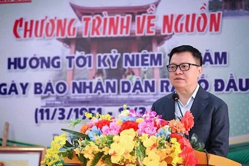 Báo Nhân Dân tổ chức chương trình về nguồn tại nơi xuất bản số báo đầu tiên ở Thái Nguyên