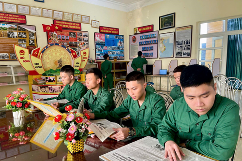 Ngày đầu tiên chiến sĩ về đơn vị
