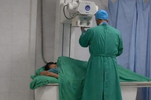 Kỹ thuật mới điều trị vỡ lún đốt sống ở người cao tuổi