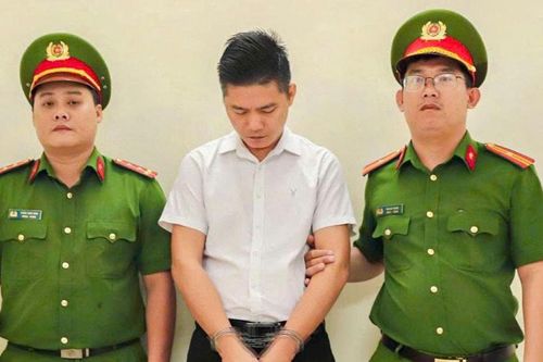 Mua tê tê quý hiếm chế biến món ăn, chủ nhà hàng ở Khánh Hòa bị khởi tố