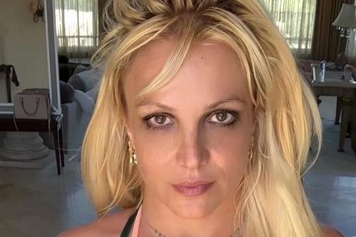 Britney Spears bị bắt