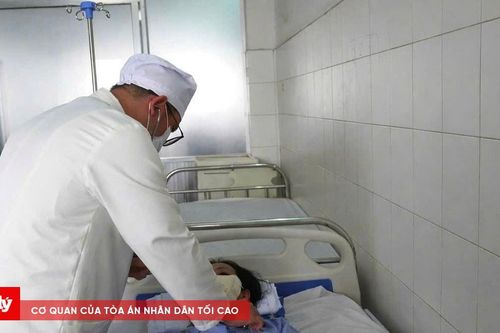 Cứu sống bệnh nhân ung thư vòm họng xuất huyết