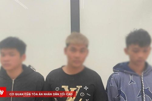 Bắt tạm giam 3 thiếu niên cướp xe điện