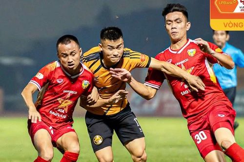 Thanh Hóa thua đau Hà Tĩnh ở phút 90+3