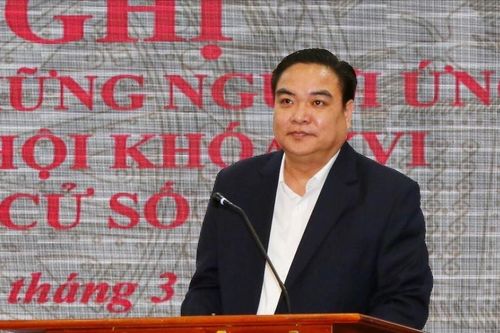 Vụ trưởng Bộ Dân tộc và Tôn giáo trình bày chương trình hành động trước cử tri Hải Phòng
