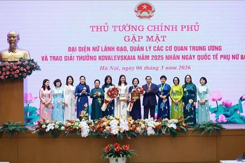 Thủ tướng gặp mặt đại diện nữ lãnh đạo và trao Giải thưởng Kovalevskaia năm 2025