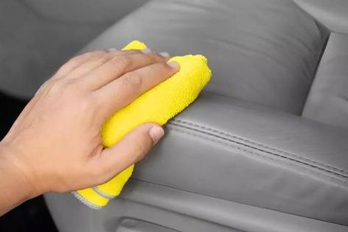 Sử dụng đúng cách để bảo quản ghế da ô tô