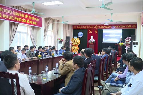 Hội thảo khoa học 'Giải pháp tổng thể đào tạo ngành công nghệ bán dẫn và các ngành phụ trợ'