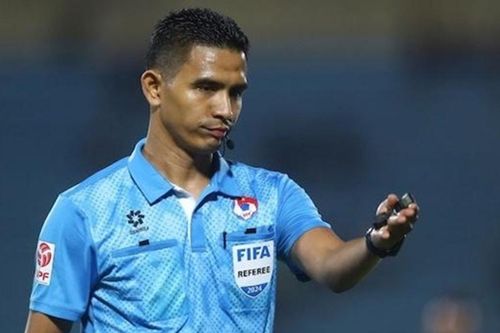 Hai trọng tài FIFA Malaysia điều hành trận derby Hà Nội FC và CAHN tại vòng 15 V-League