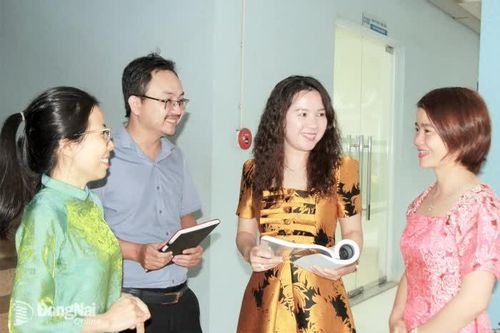 Khẳng định năng lực - phụng sự cộng đồng