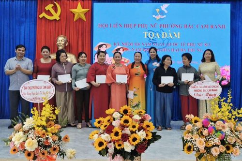 Hội Liên hiệp Phụ nữ phường Bắc Cam Ranh tổ chức các hoạt động kỷ niệm Ngày Quốc tế Phụ nữ