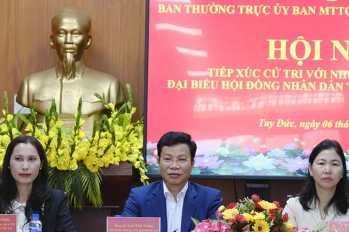 Ứng cử viên đại biểu HĐND tỉnh tiếp xúc cử tri xã Tuy Đức