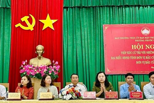 Các ứng cử viên đại biểu HĐND tỉnh tiếp xúc cử tri phường Phước Hội