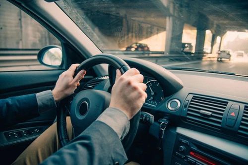 5 nguyên tắc vàng giúp lái xe an toàn trong đô thị đông đúc