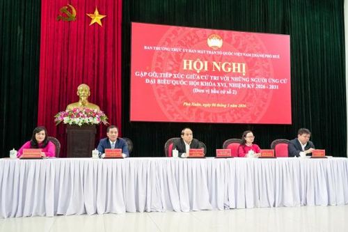 Ứng viên đại biểu Quốc hội giải đáp nhiều kiến nghị của cử tri TP Huế